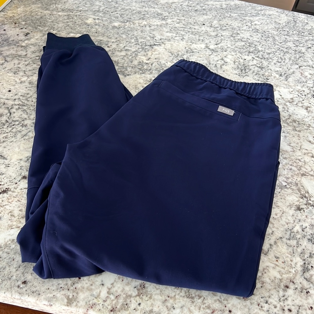 Navy Men’s Figs Tansen Jogger 2.0 Scrub Pant
